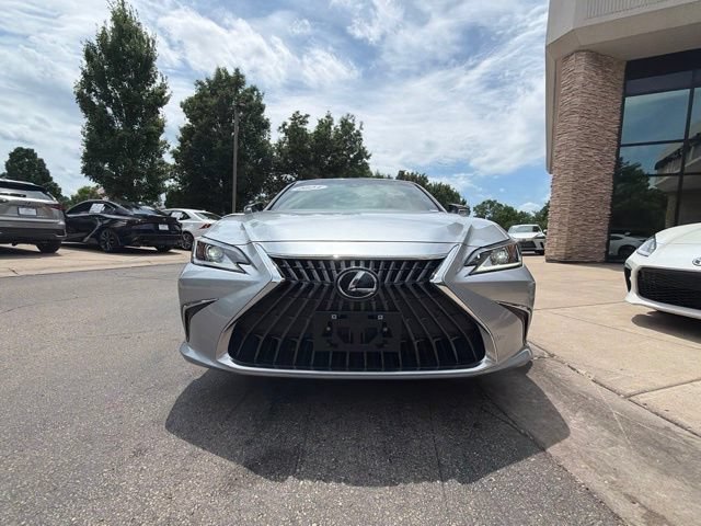 Used 2023 Lexus ES 350 w/ Accessory Package (Z1) FWD image 2