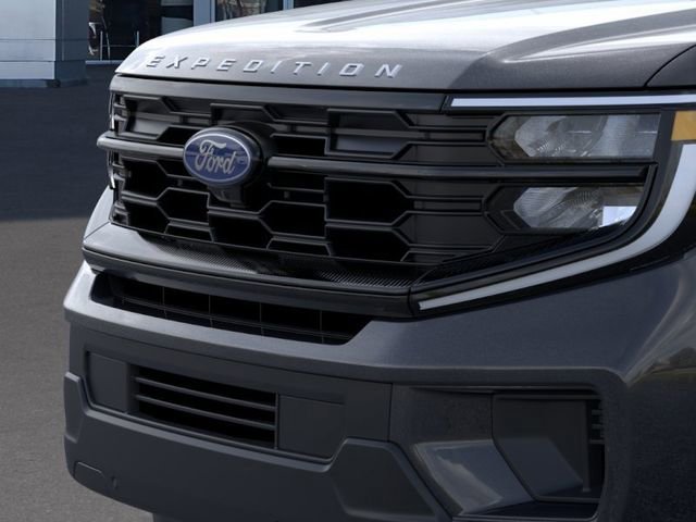 Used 2026 Ford Expedition Active AWD/4WD image 17