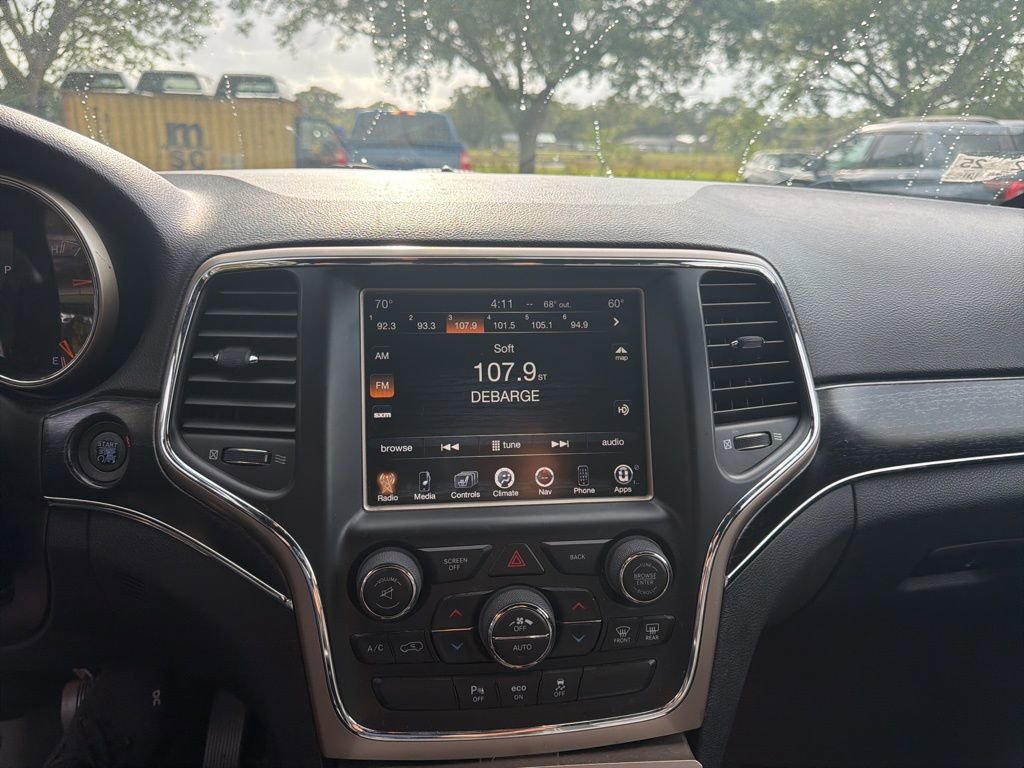 Used 2014 Jeep Grand Cherokee Limited image 11