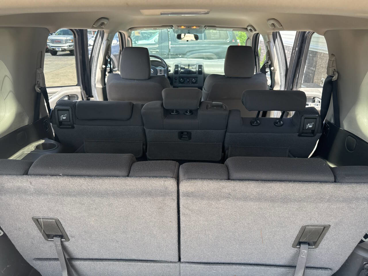 Used 2011 Nissan Pathfinder S AWD/4WD image 9