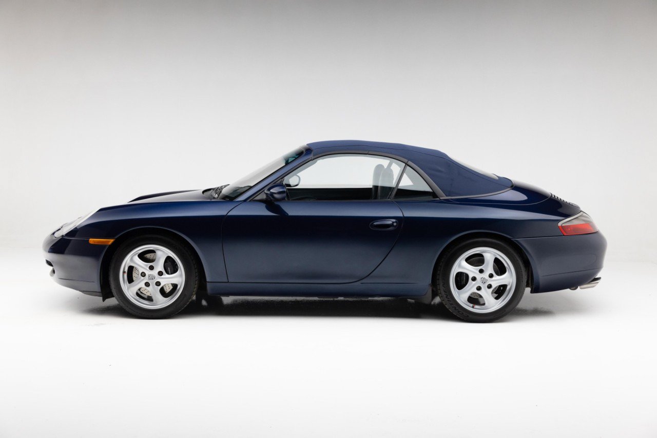 Used 2000 Porsche 911 Cabriolet image 29