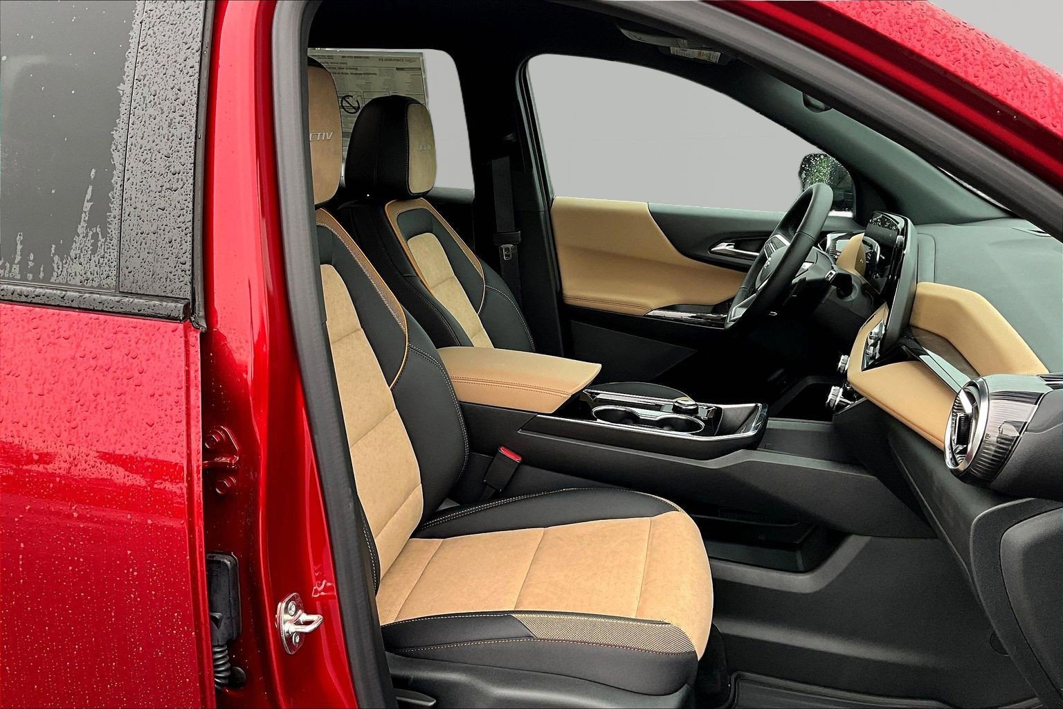 New 2026 Chevrolet Equinox ACTIV FWD image 10