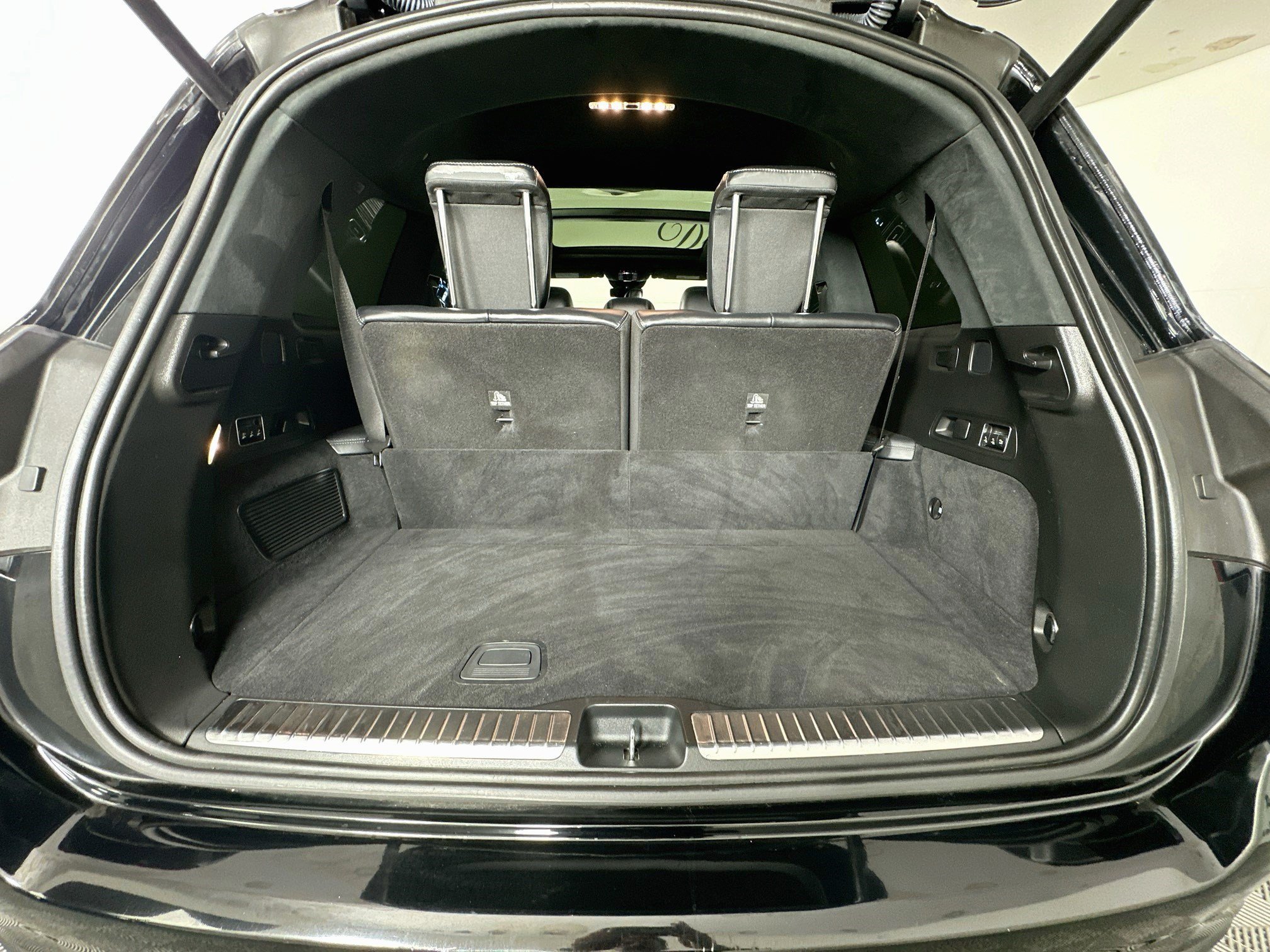 Used 2021 Mercedes-Benz GLS 63 AMG 4MATIC image 27
