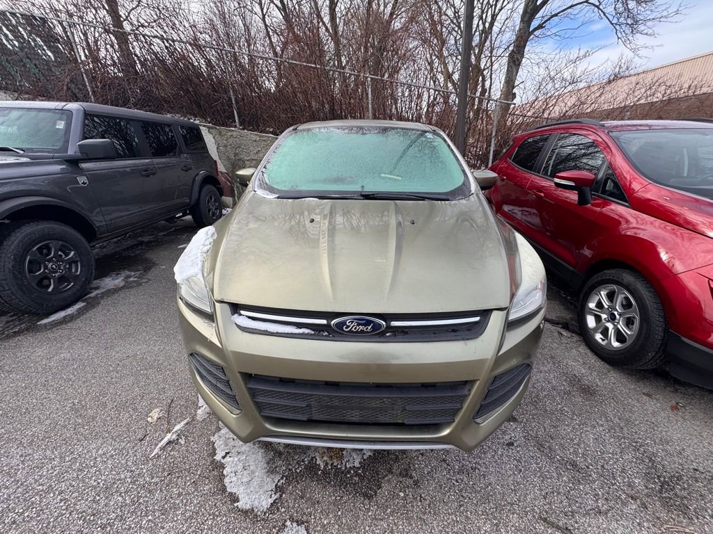 Used 2013 Ford Escape SE w/ Class II Trailer Tow Pkg image 7