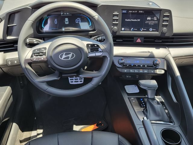 New 2026 Hyundai Elantra SEL Sport FWD image 6