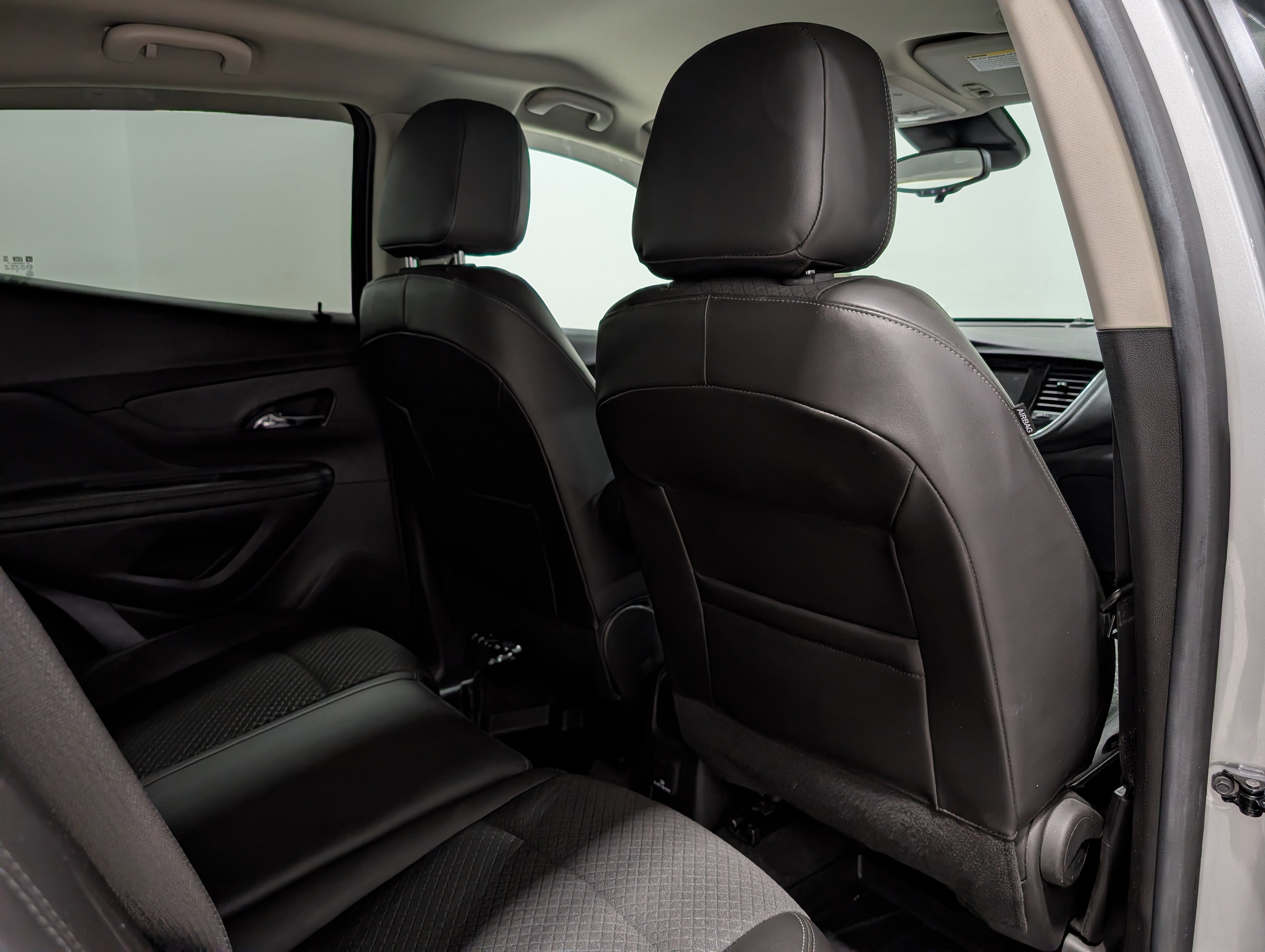 Used 2022 Buick Encore Preferred w/ Safety Package image 14