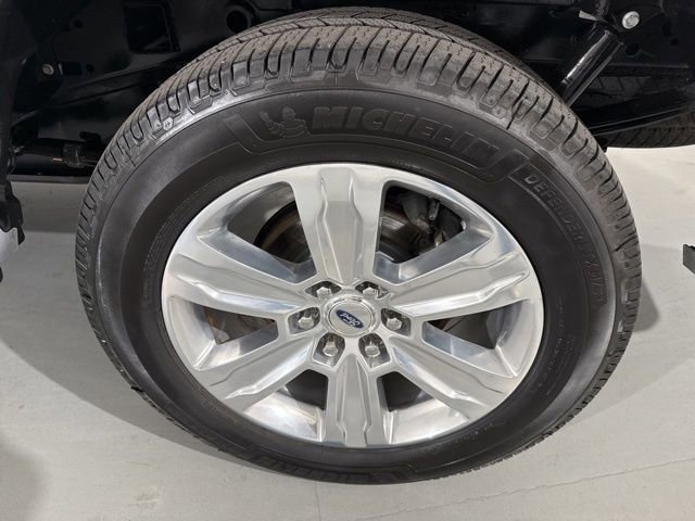 Used 2019 Ford F150 Platinum w/ Equipment Group 701A Luxury image 8