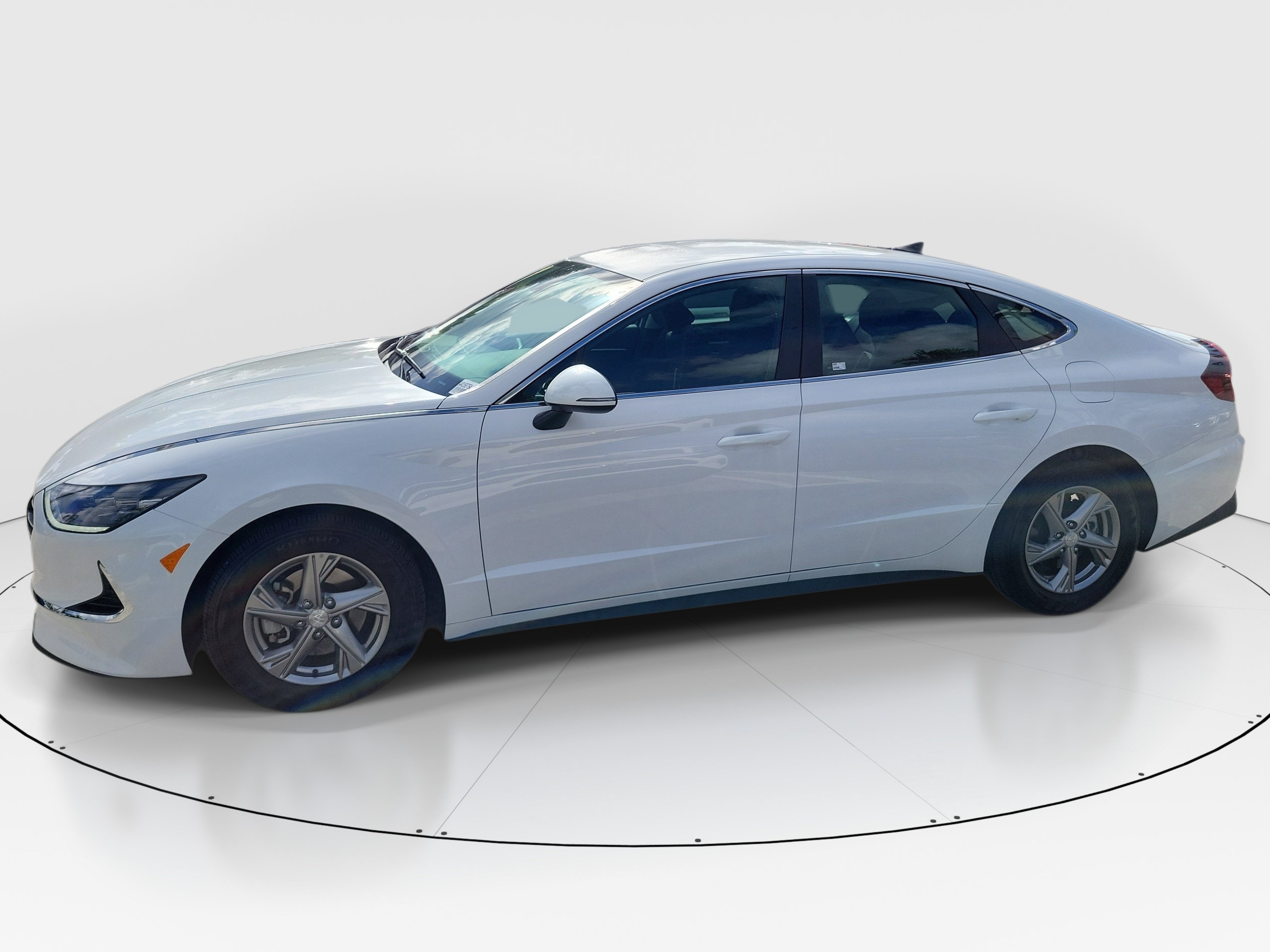 Used 2023 Hyundai Sonata SE FWD image 4