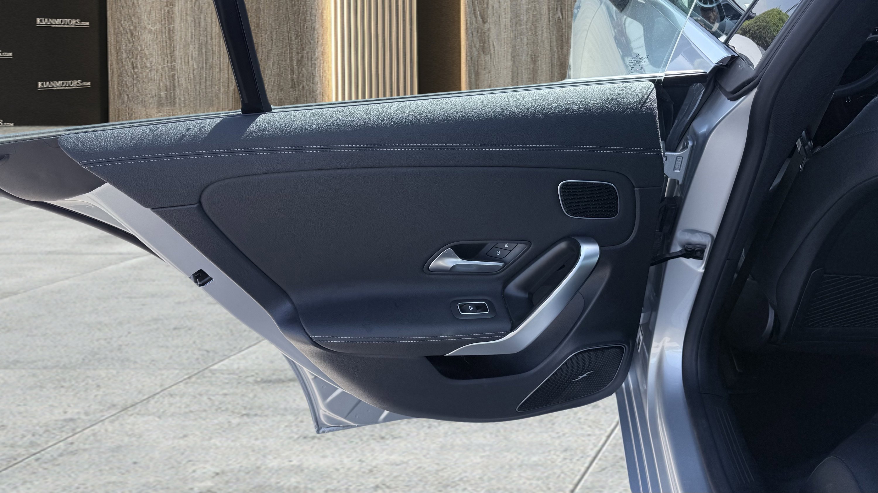 Used 2025 Mercedes-Benz CLA 250 image 36