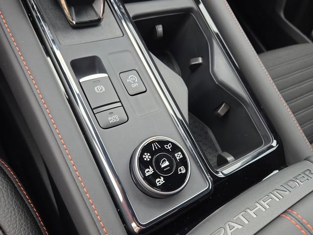 New 2026 Nissan Pathfinder Rock Creek image 24