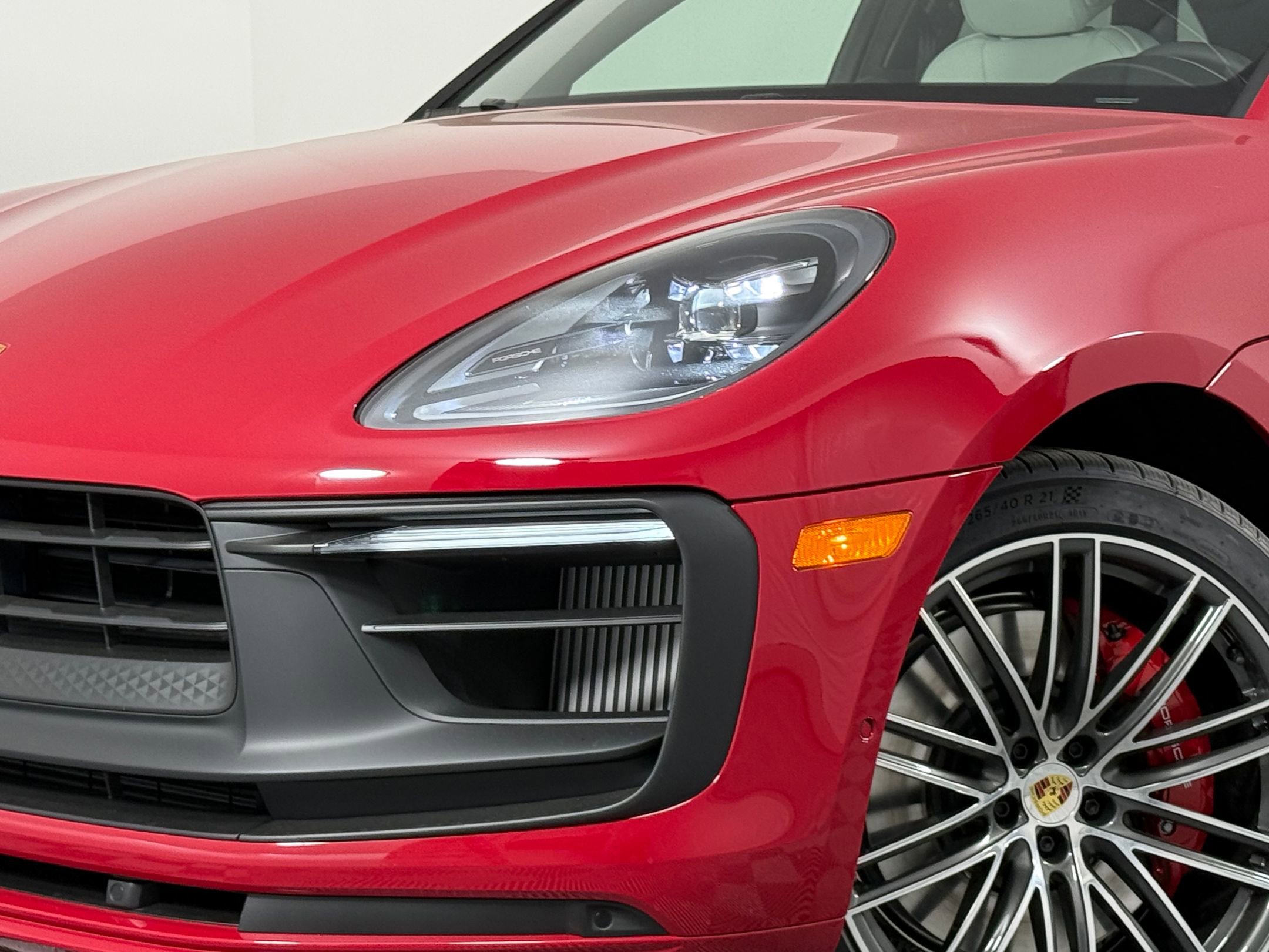 New 2026 Porsche Macan GTS AWD/4WD image 11