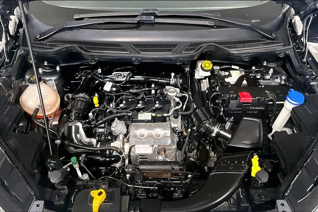 Used 2021 Ford EcoSport SE image 9