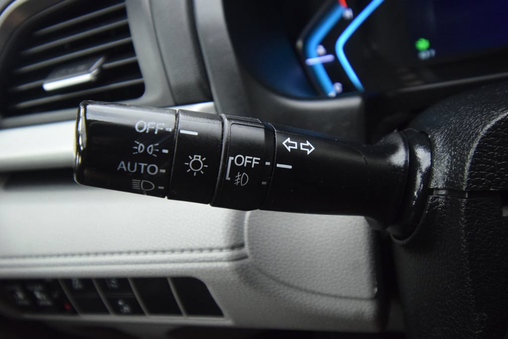 Used 2018 Honda Odyssey EX image 38