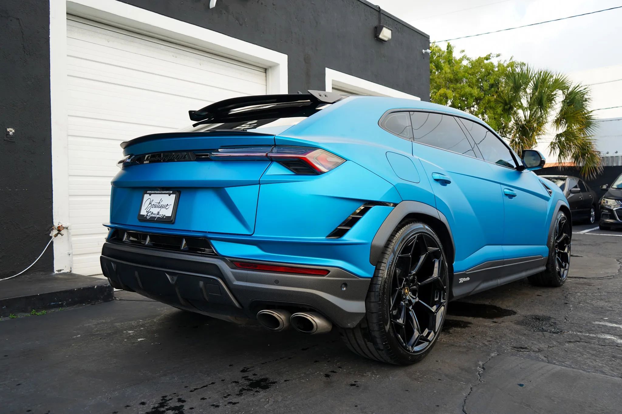 Used 2024 Lamborghini Urus Performante AWD/4WD image 9