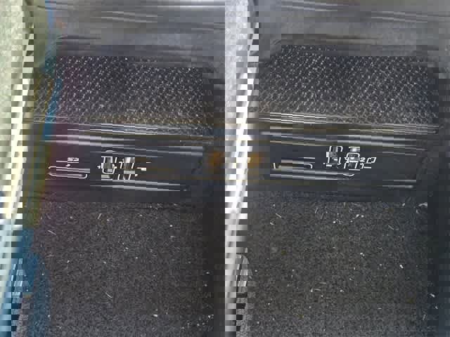 Used 2018 Mercedes-Benz C 300 4MATIC Sedan image 28