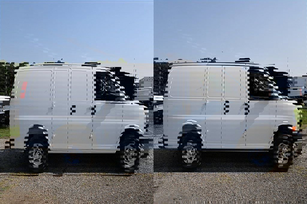New 2025 Chevrolet Express 2500 w/ Driver Convenience Package RWD image 26