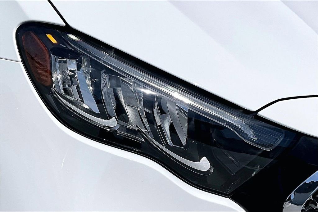 Used 2025 Mercedes-Benz E 350 4MATIC Sedan image 30