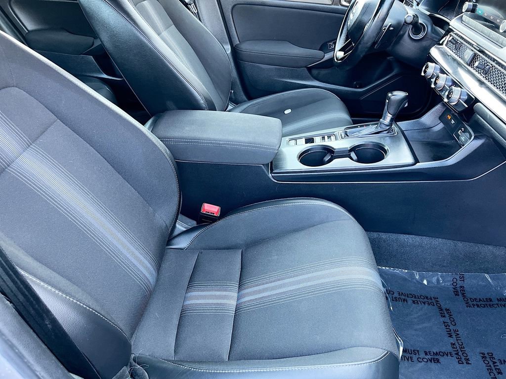 Used 2023 Honda Civic Sport image 25