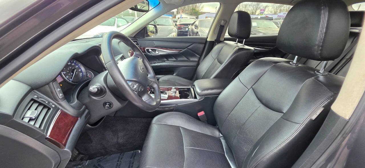 Used 2015 INFINITI Q70 L 3.7 image 9