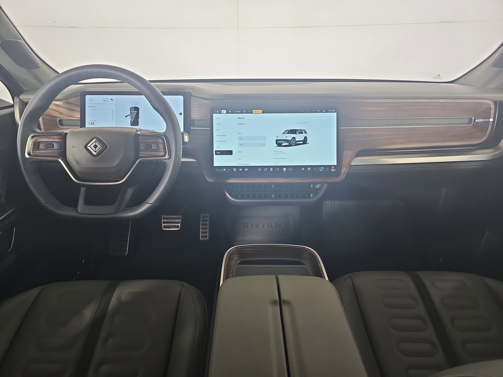 Used 2024 Rivian R1S Adventure image 26