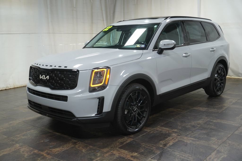 Used 2022 Kia Telluride EX w/ EX Premium Package AWD/4WD image 2