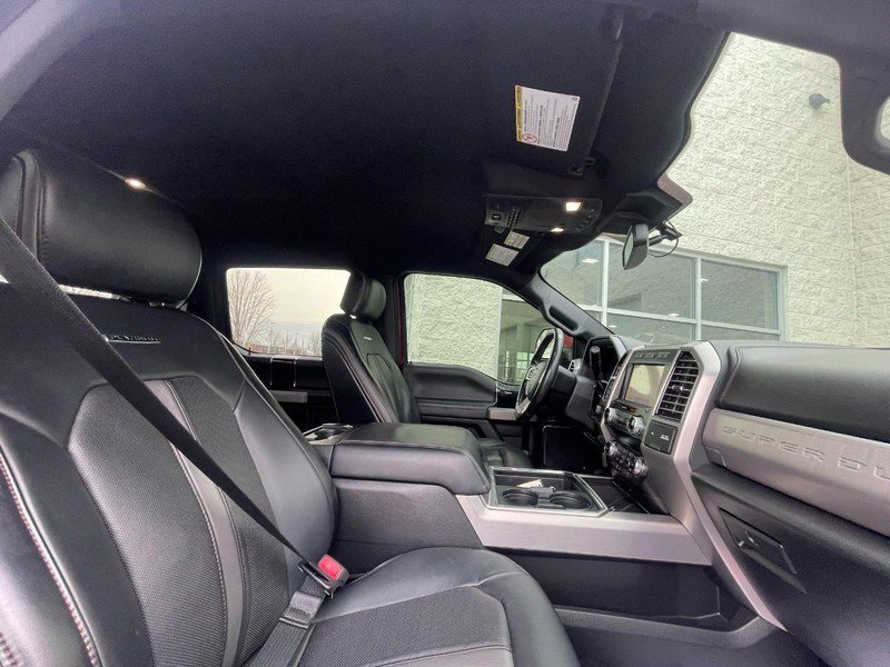 Used 2020 Ford F250 Platinum w/ FX4 Off-Road Package image 3