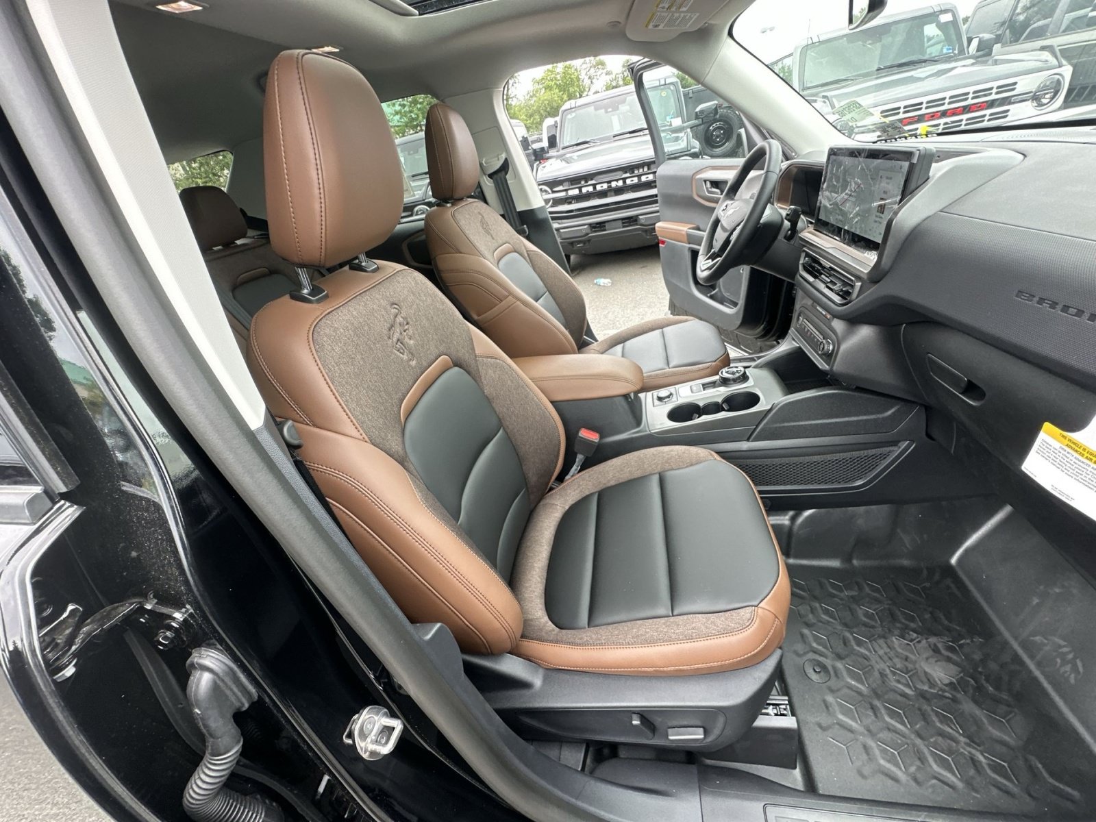 New 2026 Ford Bronco Sport Outer Banks w/ Sasquatch Outer Banks Package AWD/4WD image 35