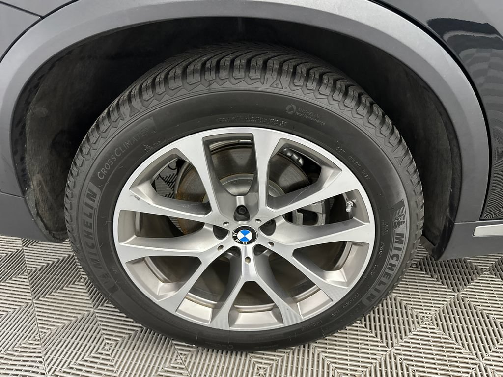 Used 2020 BMW X5 sDrive40i w/ Premium Package RWD image 19