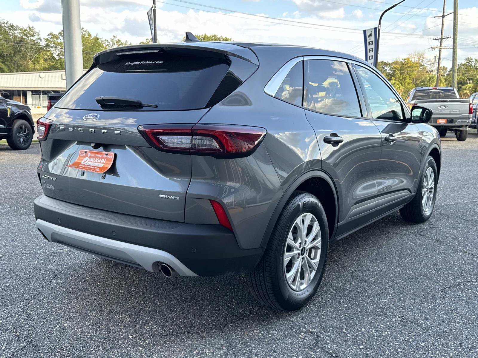 New 2024 Ford Escape Active w/ Tech Pack #2 image 4