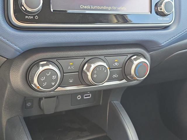 New 2025 Nissan Versa SV w/ Trunk Package FWD image 24