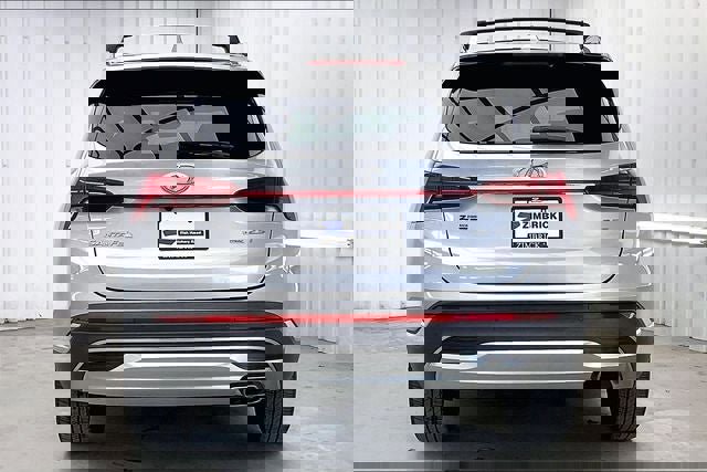 Used 2022 Hyundai Santa Fe Limited image 4