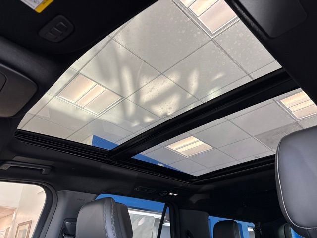 New 2026 Ford Expedition Max Platinum w/ Stealth Performance Package AWD/4WD image 23