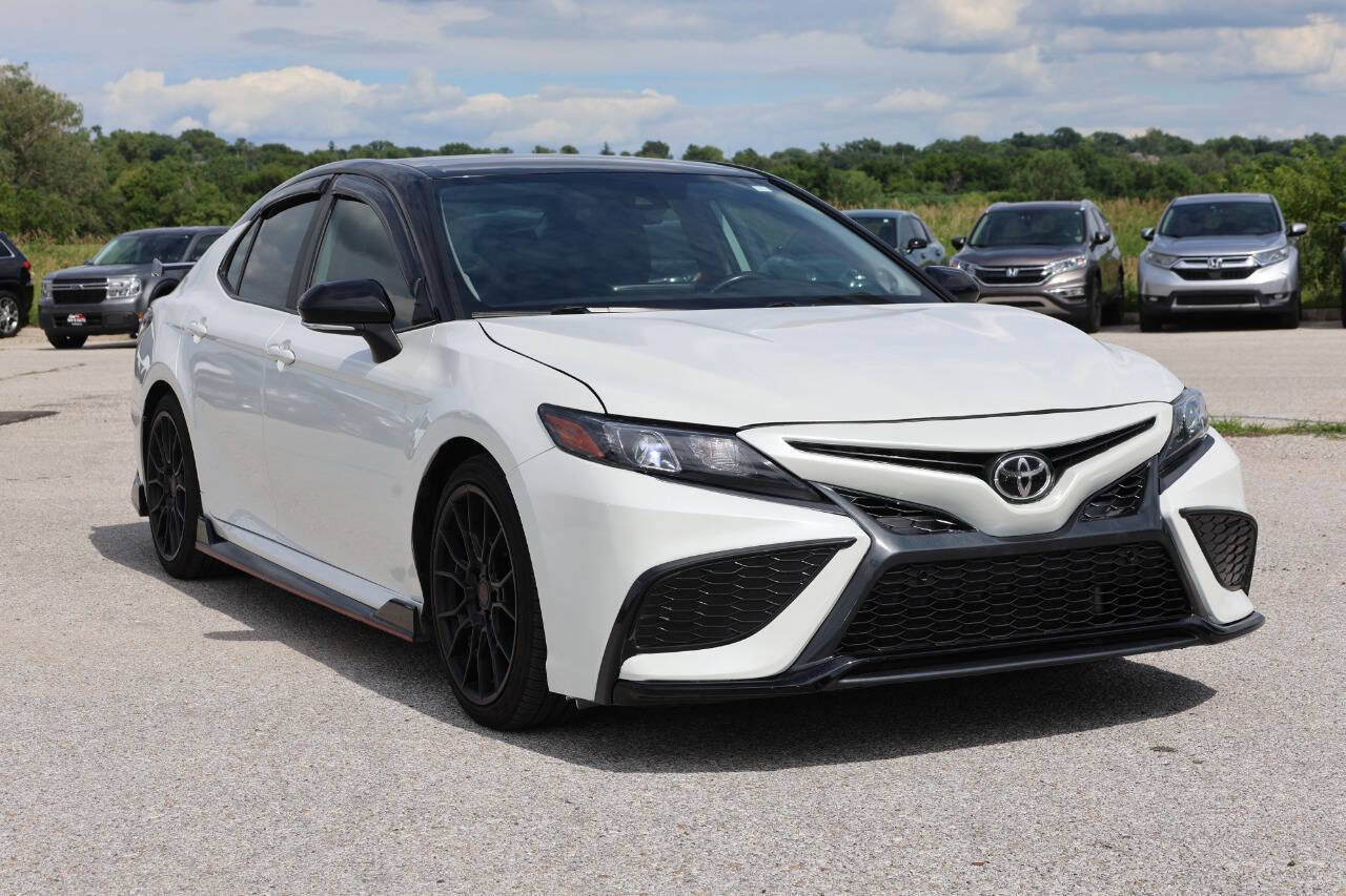 Used 2021 Toyota Camry TRD w/ TRD Package w/JBL Audio FWD image 4