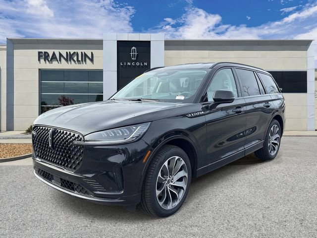 New 2026 Lincoln Aviator AWD w/ Jet Appearance Package image 3