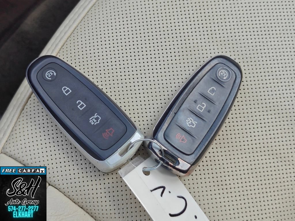 Used 2016 Lincoln MKS AWD w/ Equipment Group 101A image 16