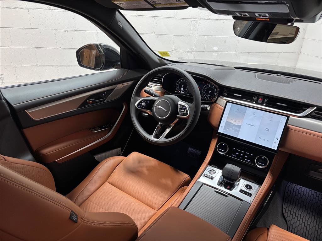 New 2026 Jaguar F-PACE R-Dynamic S image 35