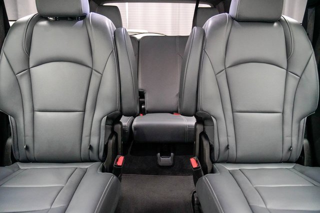 Used 2024 Buick Enclave Premium image 28