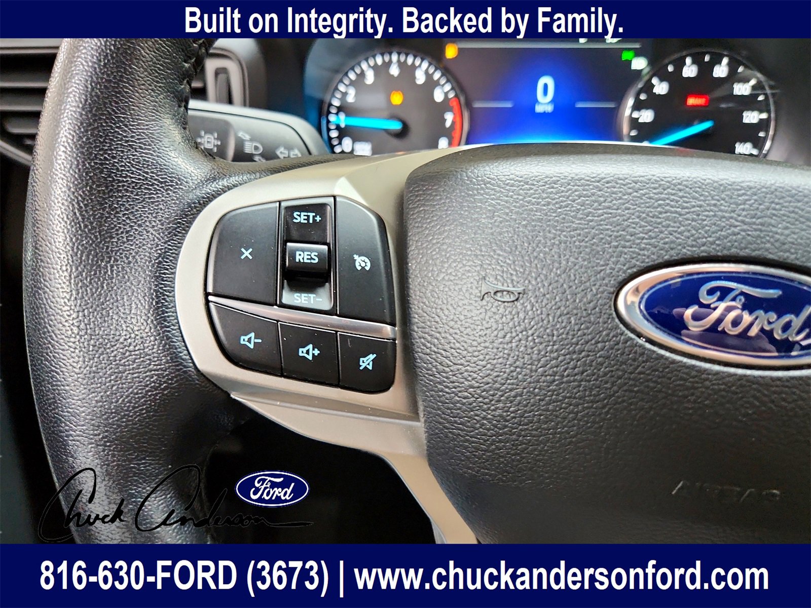 Used 2021 Ford Explorer XLT image 23