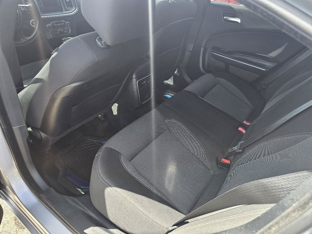 Used 2015 Dodge Charger SE w/ Popular Equipment Group RWD image 23