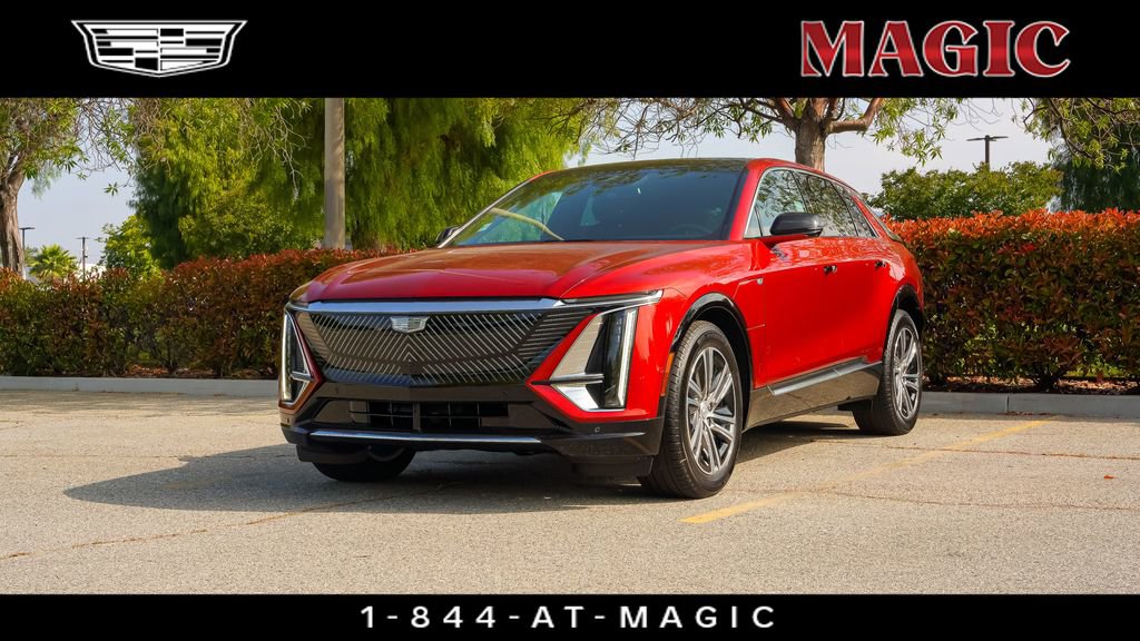 New 2025 Cadillac Lyriq Luxury