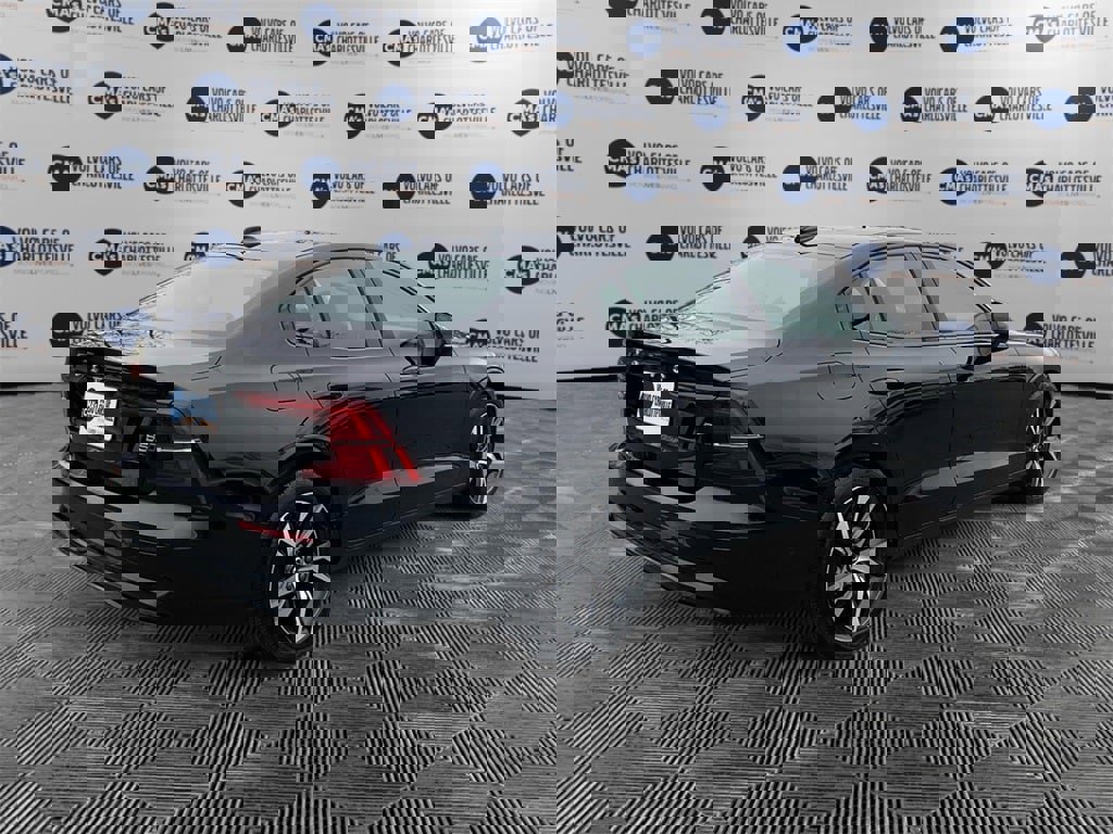 Certified 2025 Volvo S60 B5 Plus image 5