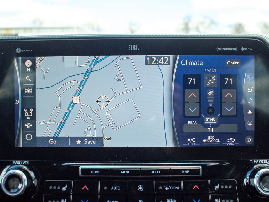 Used 2022 Toyota Highlander Platinum AWD/4WD image 24