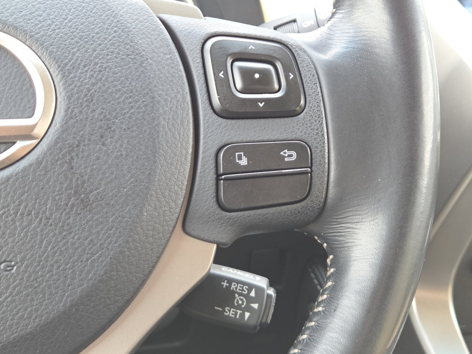 Used 2016 Lexus NX 200t FWD image 5