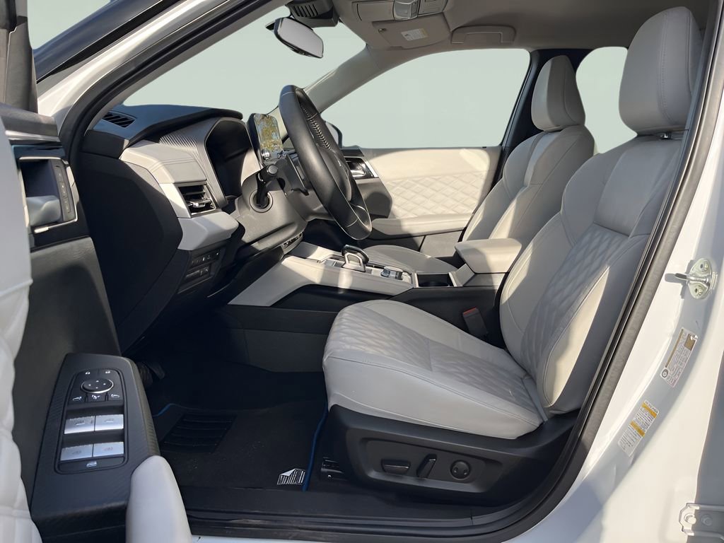 Used 2023 Mitsubishi Outlander SEL image 26