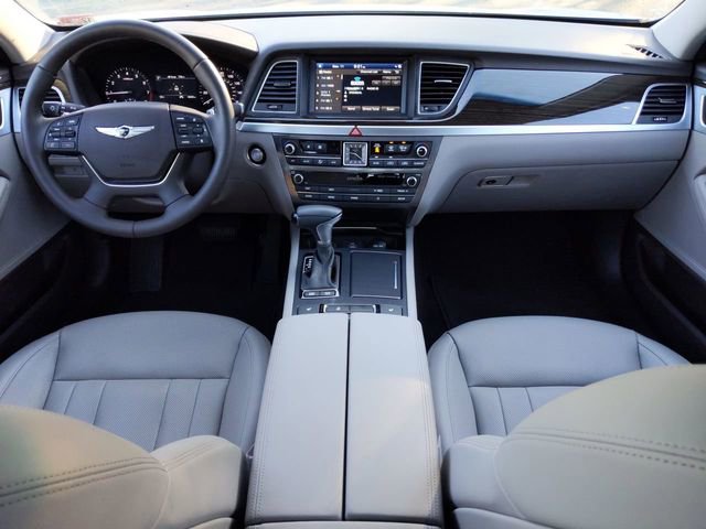 Used 2019 Genesis G80 3.8 AWD/4WD image 14