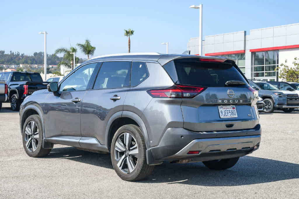 Used 2023 Nissan Rogue SL w/ SL Premium Package FWD image 7