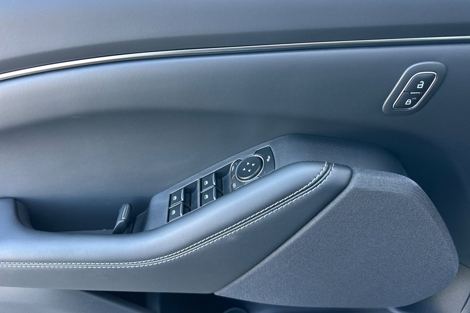 New 2026 Ford Mustang Mach-E Select w/ Interior Protection Package RWD image 10