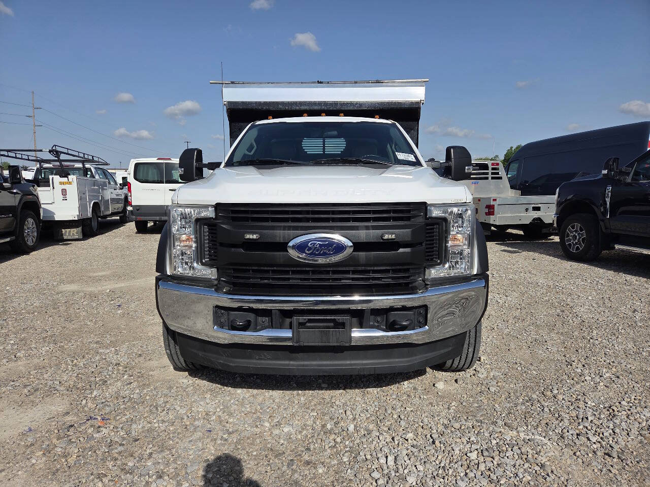 Used 2019 Ford F550 4x4 Regular Cab Super Duty image 9