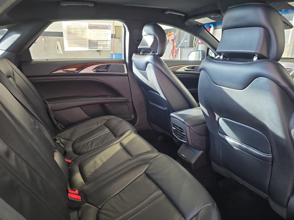 Used 2017 Lincoln MKZ Select w/ Technology Package FWD image 12