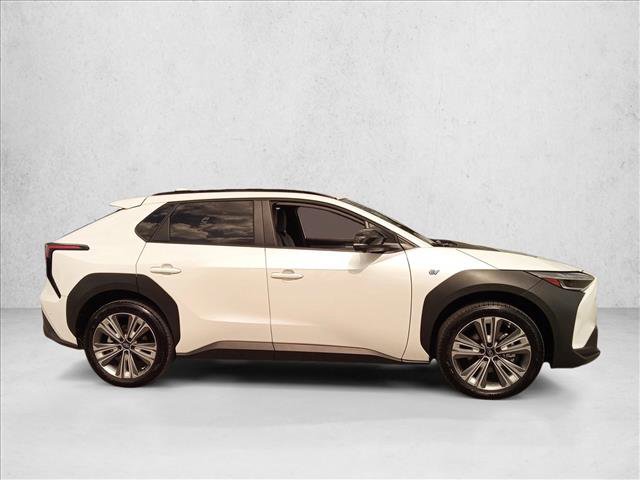 Used 2025 Subaru Solterra Limited w/ Limited Package image 4